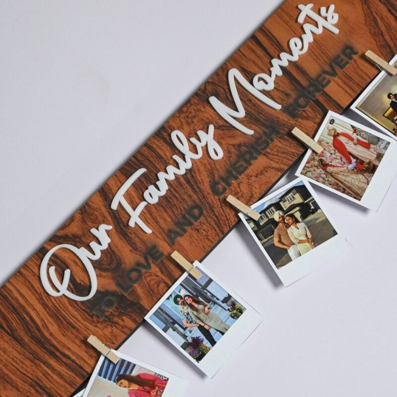 Family Moment Board Brown